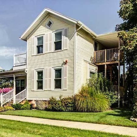 Captain'S Cottage Suites Grand Haven Εξωτερικό φωτογραφία