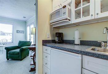 Captain'S Cottage Suites Grand Haven Εξωτερικό φωτογραφία